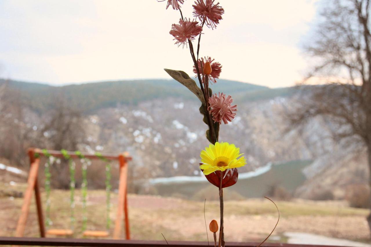 Biserna Dolina Uvac Sjenica Exterior foto