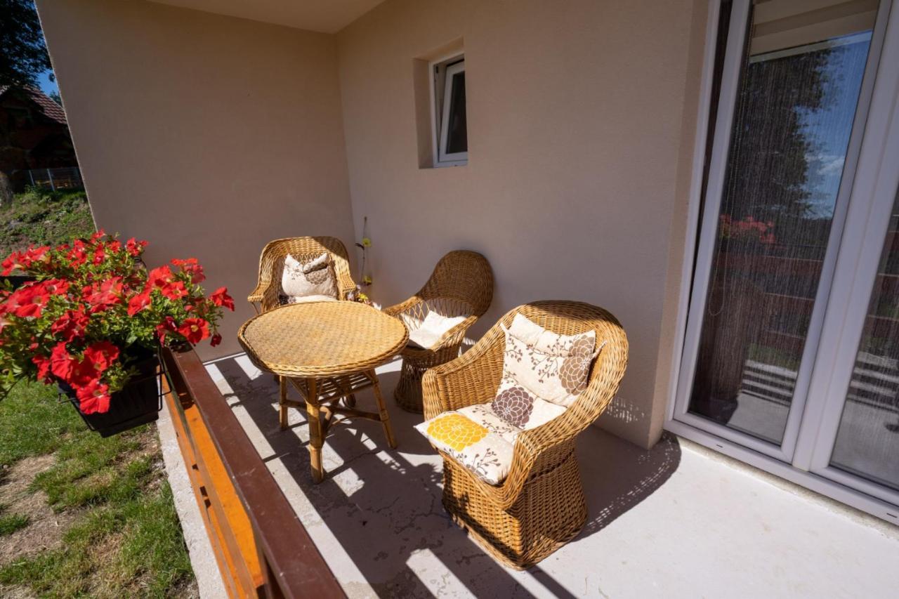 Biserna Dolina Uvac Sjenica Exterior foto